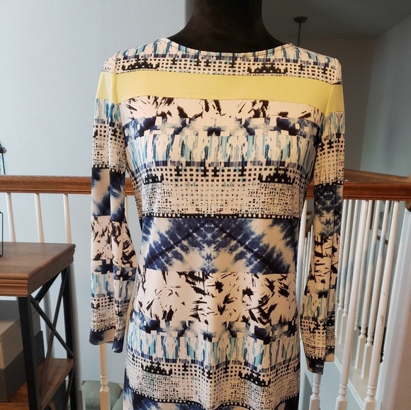 Dress - Picture 1 of 3